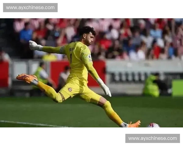 阿森纳客战布伦特福德，枪手争冠关键战面临阵容隐忧